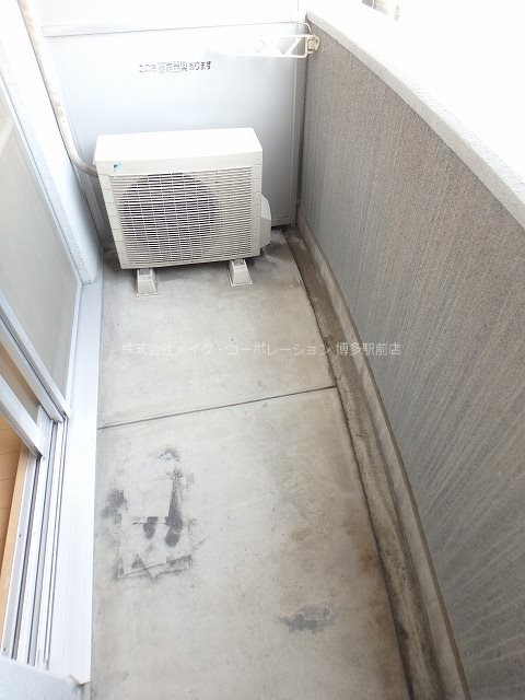 Totsu Residence Hakata East（旧：アリビオ博多駅東） ベランダ