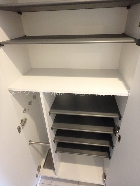 エンクレスト博多駅南ＳＨＡＲＥ 玄関