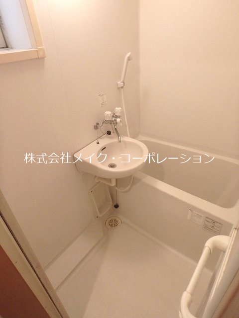 コンフォートベネフィス次郎丸駅前 風呂画像