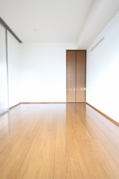 ベッドルーム レジデンス イーグル ベッドルーム