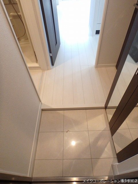 ネストピア天神東Ⅱ 玄関