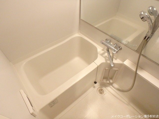 ネストピア天神東Ⅱ 風呂画像