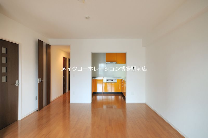 レジデンツァ大橋 リビング