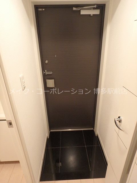 ルネッサンス21博多 玄関