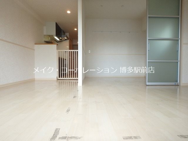 サヴォイフェアリーパーク リビング