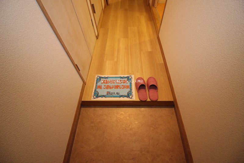 エストレーア薬院 玄関