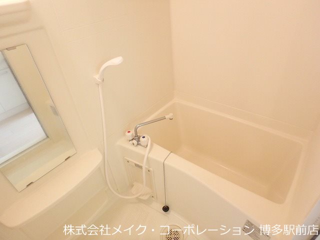 エステムコート博多祇園ツインタワーファーストステージ 風呂画像