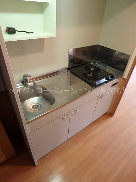 ピュアドームアリオス博多 キッチン