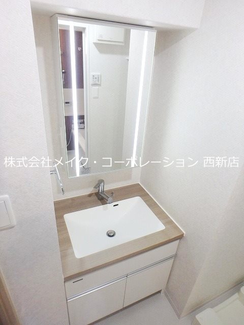 洗面所 ネストピア西新Ⅲ~ネット無料~ その他2