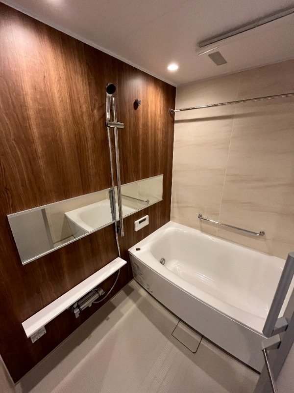 バス インシグニア渡辺通 風呂画像