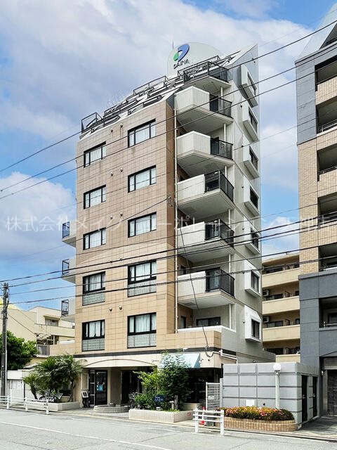 ダイナコート西新 外観