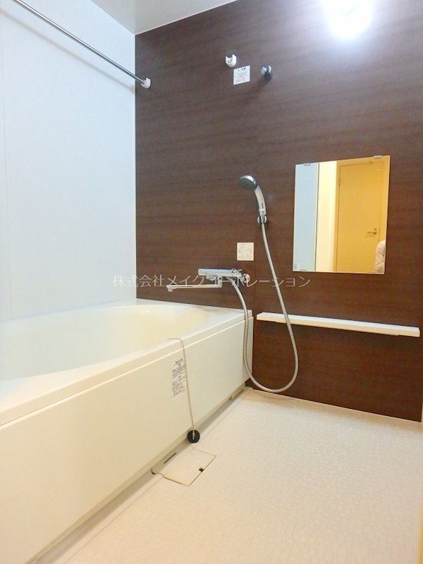 ラクレイス西新レジデンシャルタワー 風呂画像