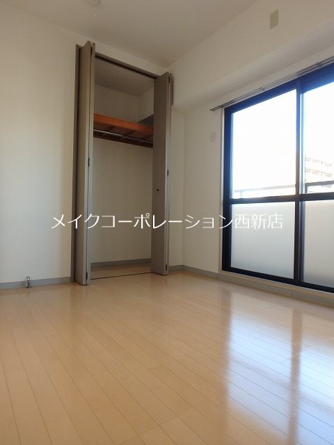 ベッドルーム 鳥飼中央ビル ベッドルーム