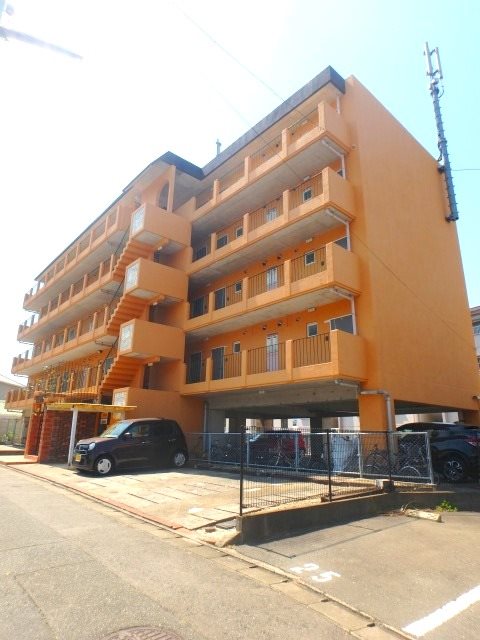 アミューゼエヴァ 外観