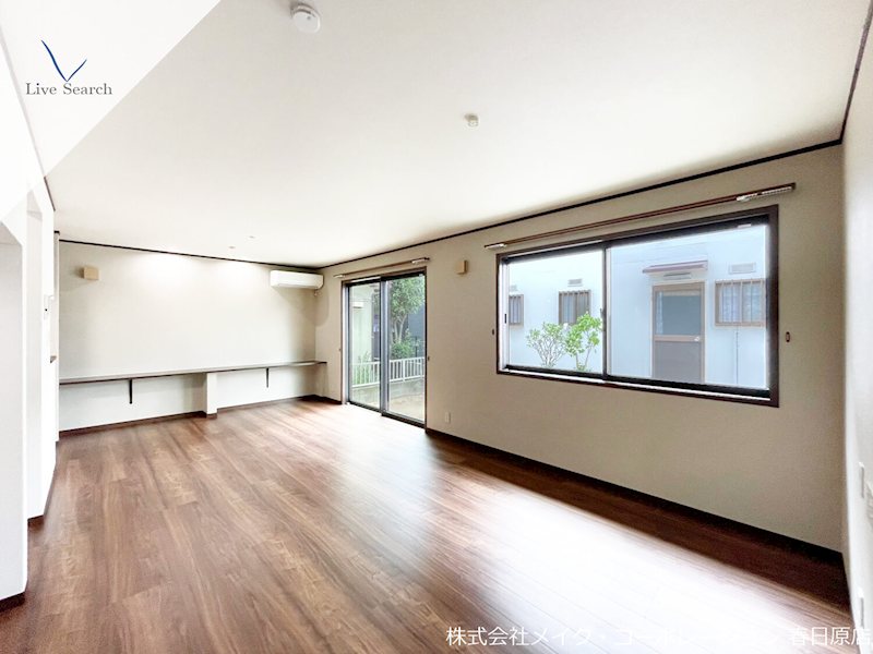 T-REC光町 リビング