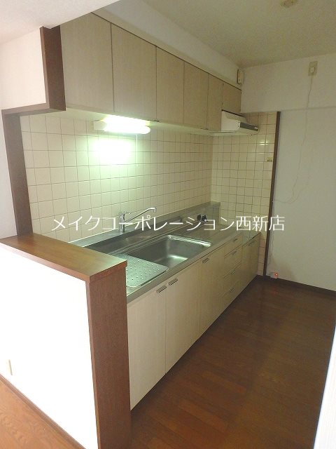 クロッシュ東油山 キッチン