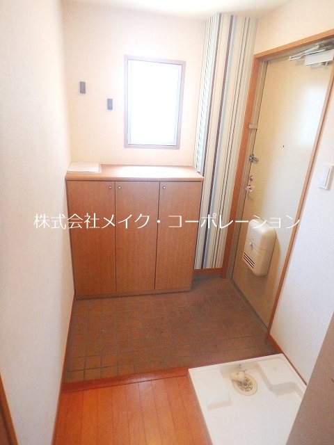 三愛室見駅前マンション 玄関