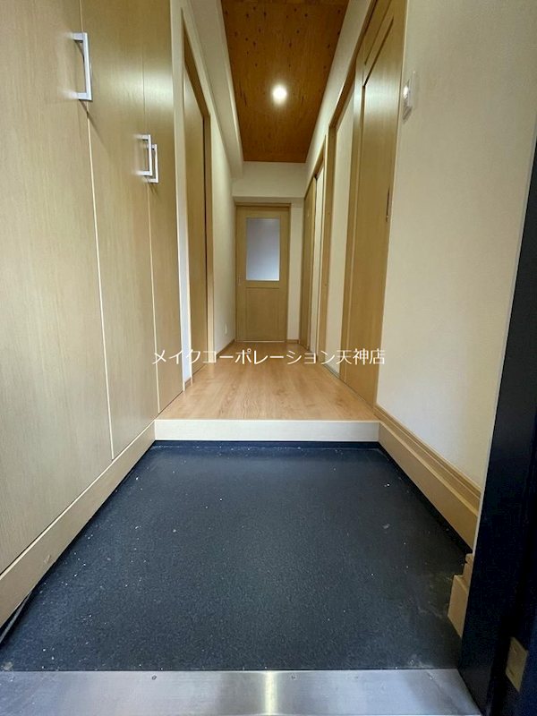 オリエンタル大濠 玄関