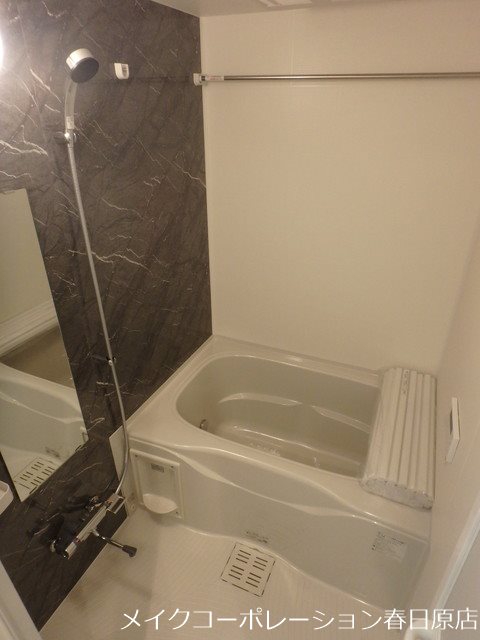 写真は同型タイプ LIFEFIELD銀天町 風呂画像