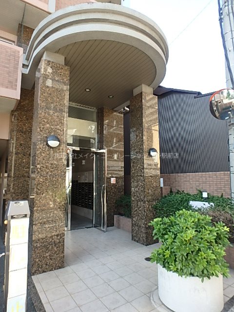 サヴォイレジェント 外観