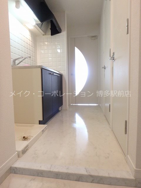 レジデンシャルヒルズ博多駅前弐番館 玄関