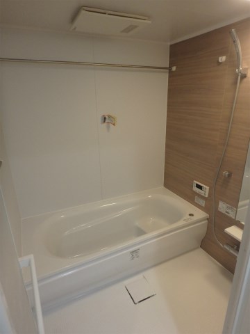 写真は同型タイプ 風河 風呂画像