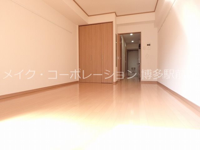 ロイヤル博多駅前  リビング