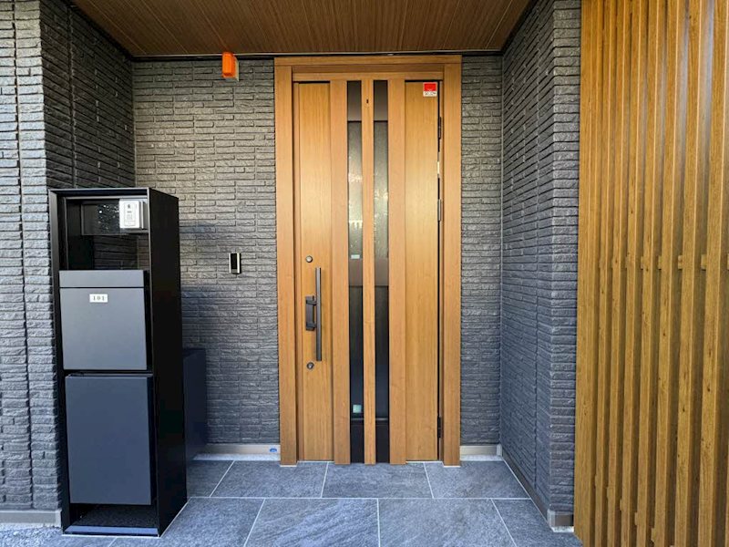 玄関 メゾンアキクラ その他外観2