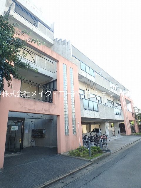 オークヒルズ歯科大 外観