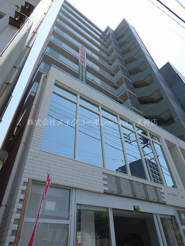 バルセロナ薬院  外観