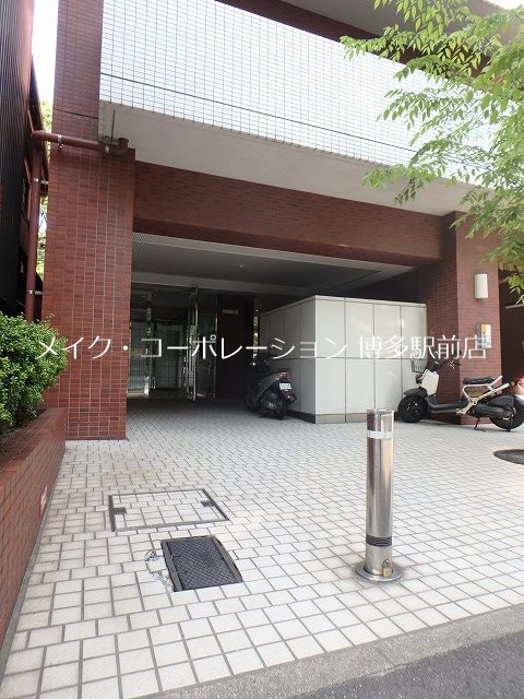 クリエート博多駅前 外観