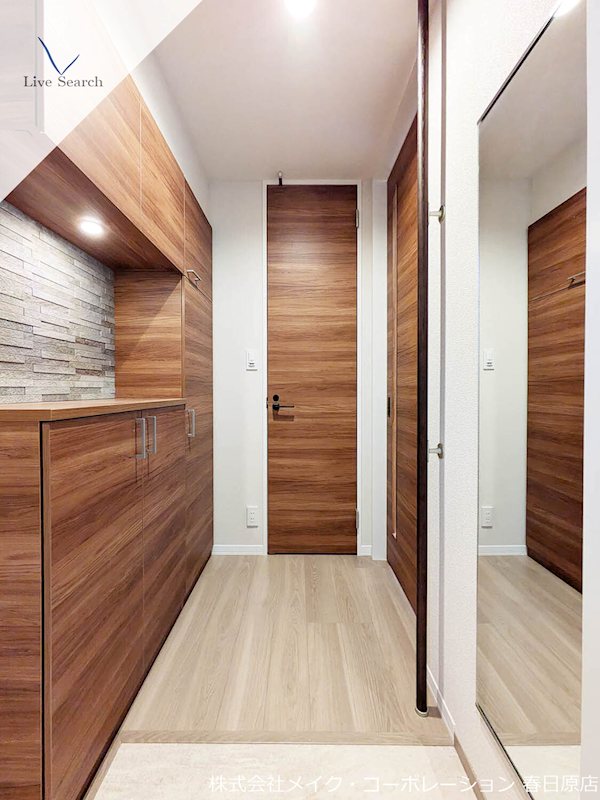 玄関 サン ウィステリア 玄関