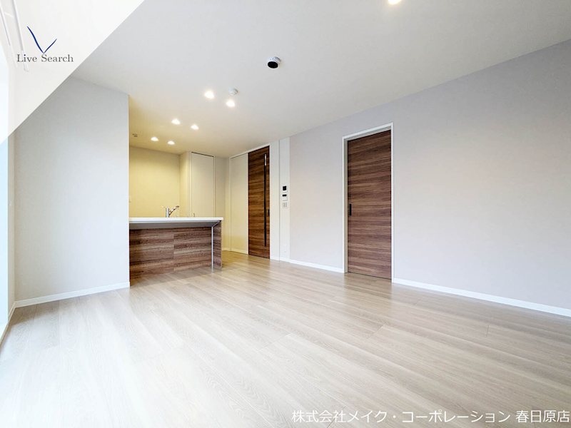 リビング サン ウィステリア リビング