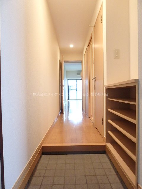 博多Ｖビル 玄関