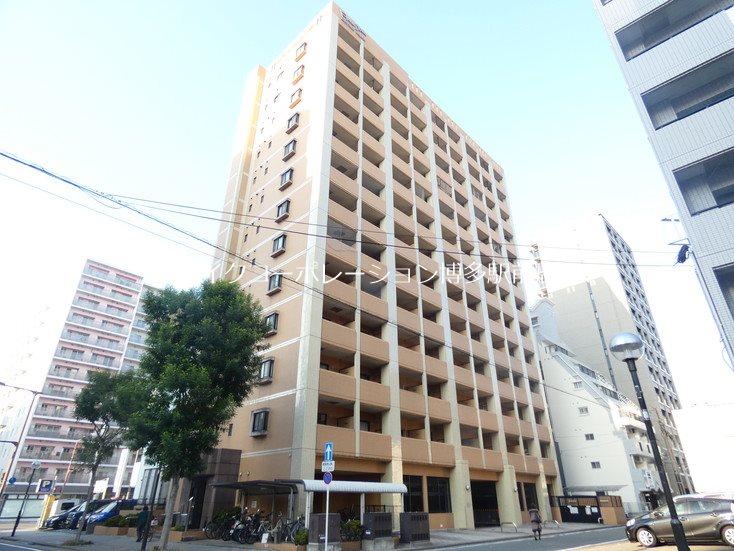 ピュアドームグランテージ博多 外観