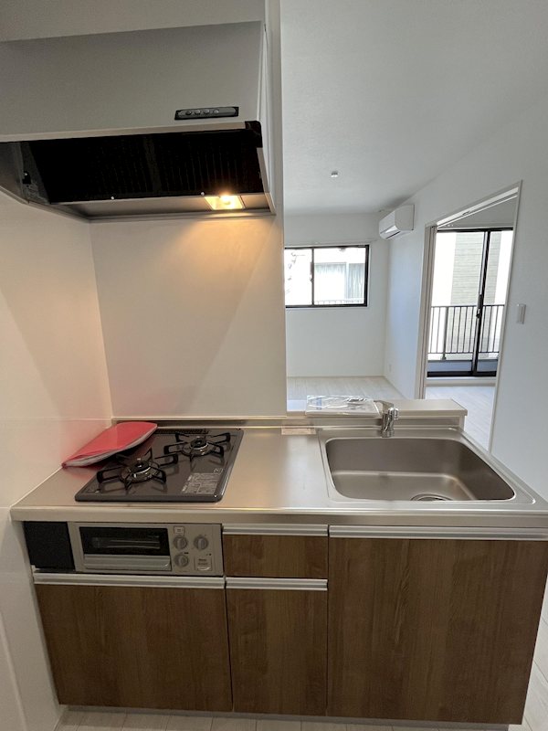 三番木木福大前 キッチン