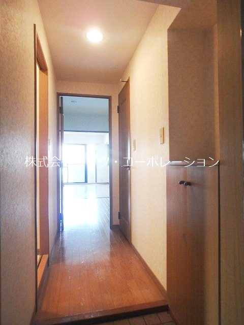 第5高島コーポ  玄関