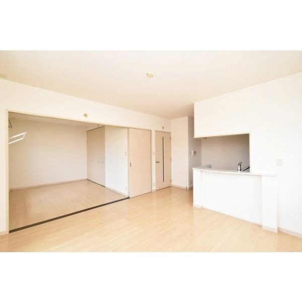 メロディハイツ飯倉B リビング