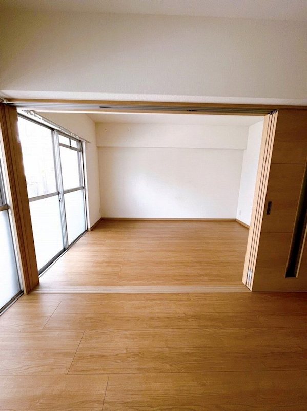 ベッドルーム NRビルⅡ ベッドルーム