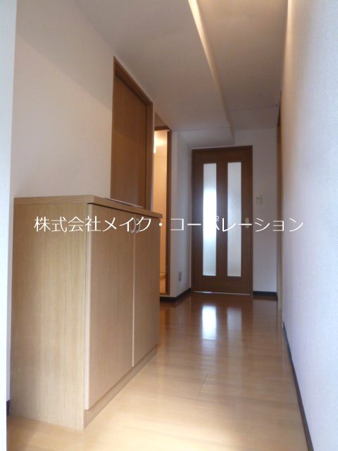 HKビル【旧荒駒ビル5】 玄関
