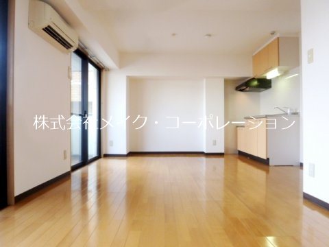 HKビル【旧荒駒ビル5】 リビング