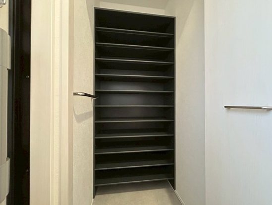 グランレトア 玄関