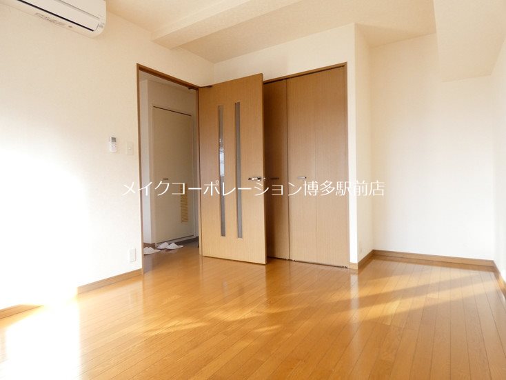 ニューロング博多 ベッドルーム