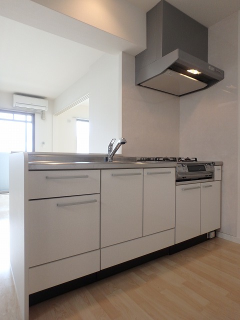 アーバン博多駅南 キッチン