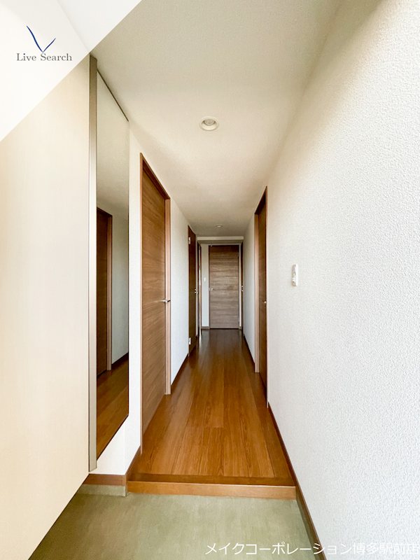 玄関 エクセレンテシャルム 玄関