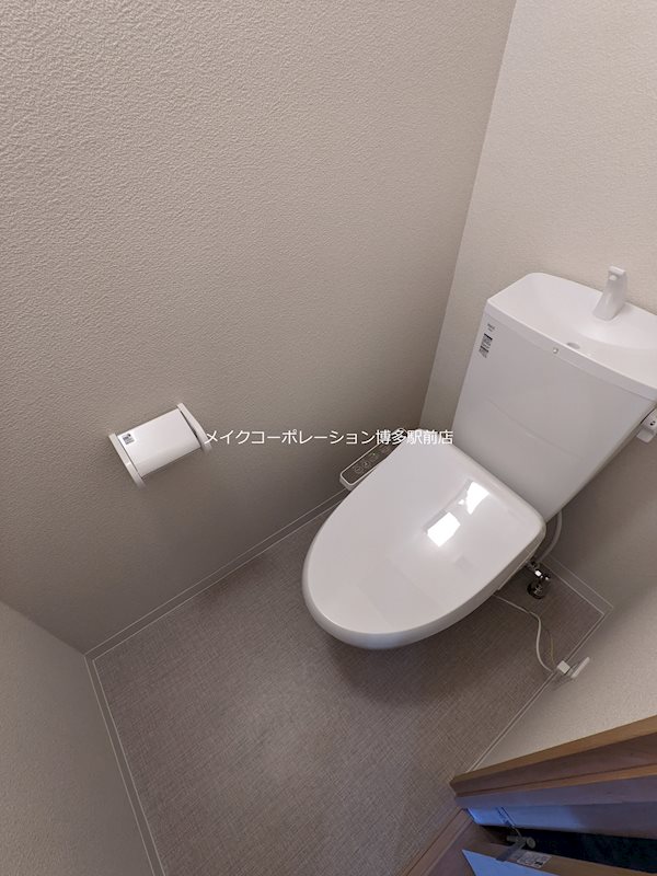 トイレ ルノアス博多 その他9