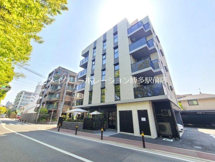 クロスフレア大濠公園  外観