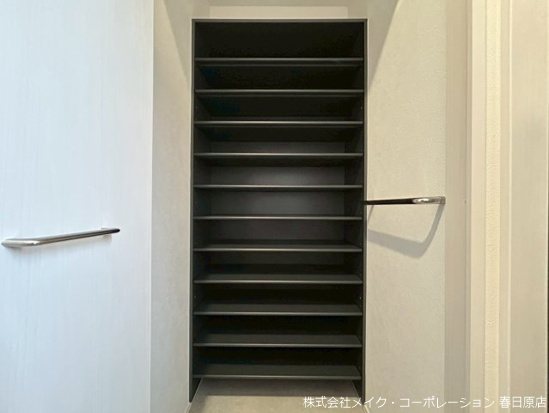 グランレトア 玄関