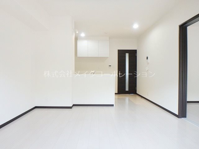 リビング ナウヴィレッジ港 リビング