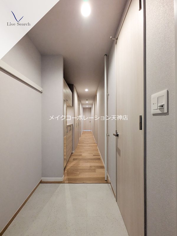 玄関 ワイエア平尾浄水 玄関